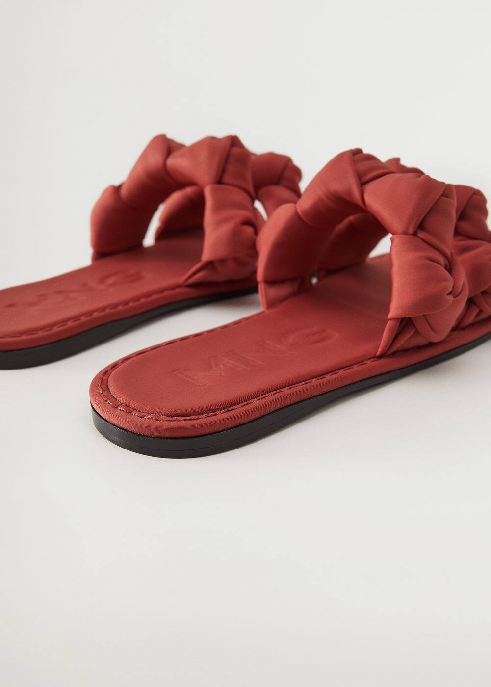 Mango puff slippers with knot detail