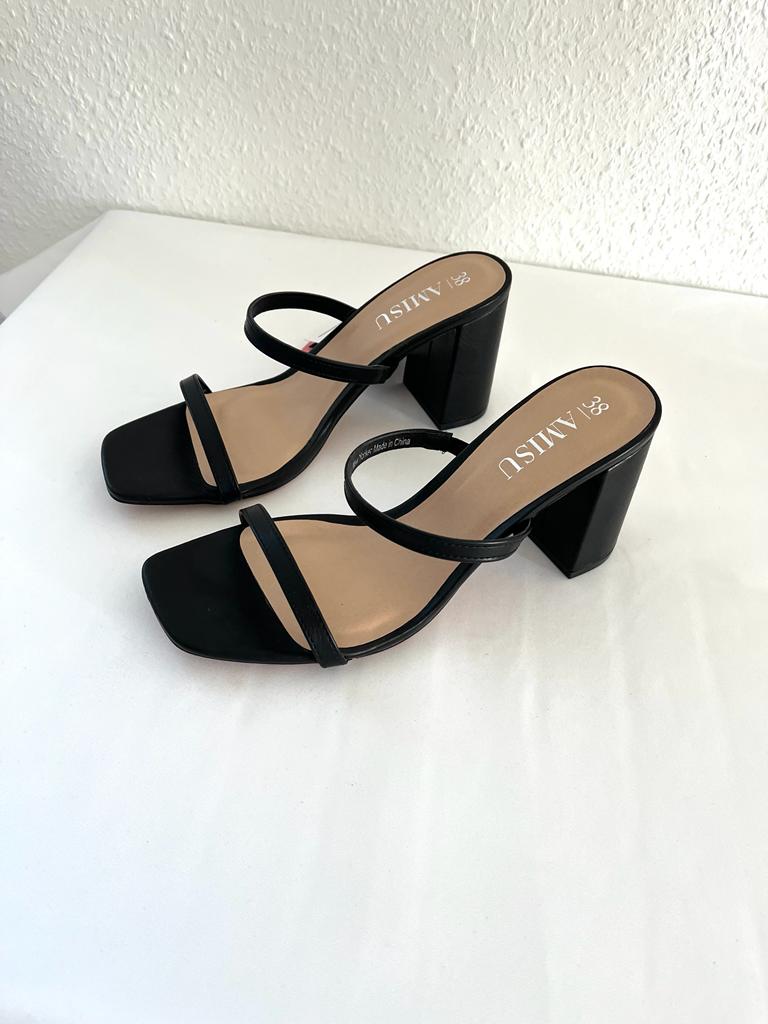 Two strap Newyorker heel